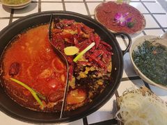 -贰回巷火锅馆(钟楼店)