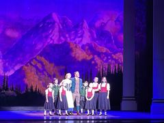 -交通银行前滩31演艺中心