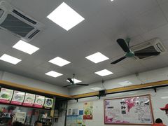 -燊意布拉肠云吞面(中山四路店)