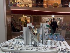 -无界眼镜MaxLess(南翔印象城店)