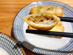 雪菜黄鱼春卷-南小蟹手工點心(三里屯店)
