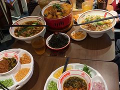 -顺溜·手工刀削面·黑金店(铜锣湾店)