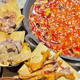 火锅一顿，财运皆顺  