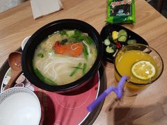 妈妈过桥米线-妈妈故事米线(市府恒隆店)