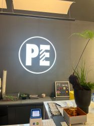 -PE SALON
