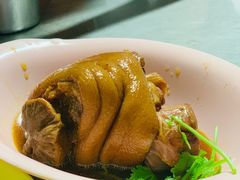 -Kha Mu Charoensang(Silom)