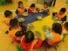 -哈奋儿童科技营乐高托班机器人(闲林校区)