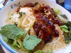 -美奈小馆·越南料理(中航城君尚购物中心店)