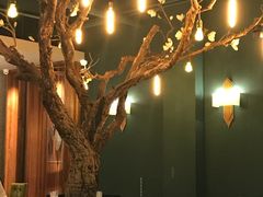 大堂-梧桐树下(云锦世家店)