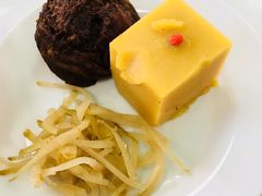 豌豆黄-老磁器口豆汁店(天坛店)