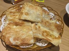 菠萝飞饼-小鱼小牛·鱼牛干锅·脆鱼火锅(世欧广场店)