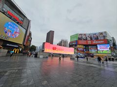 -黄兴南路步行商业街