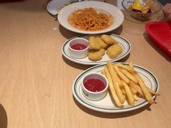 -菲滋意式餐厅(富阳东方茂店)