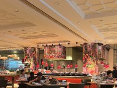-咖啡苑自助餐厅·中国大饭店