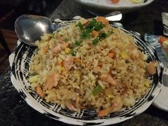 三文鱼海鲜炒饭-瀛川尚品(车陂利丰天地店)