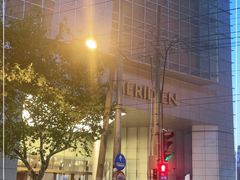 -上海世茂皇家艾美酒店