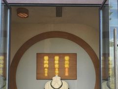 -蟹家大院 · 独揽江景(滨江店)