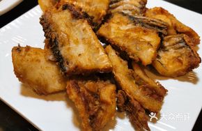 Pan-Fried Fish Bones
