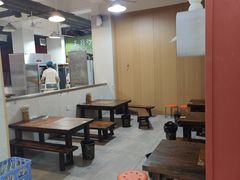 -王菊美食街