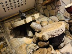 -老牌坊云南鱼豆花火锅(爱建店)