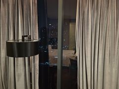 -广州天河希尔顿酒店