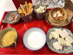 -九十九顶毡房(阜石路店)