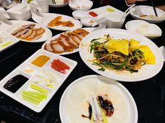 -皇城根·烤鸭·鱼头·家常菜(欧亚大观乐活城店)