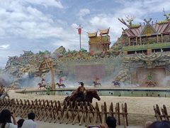 -七彩云南欢乐世界