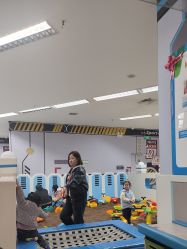 -孩子王童乐园(西安盛龙店)