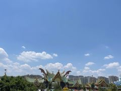 -七彩云南欢乐世界
