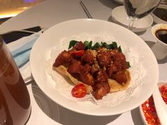 蒜香掌中宝-红雀围·海鲜火锅(陆家嘴中心店)