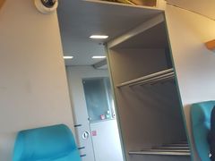 -龙阳路磁悬浮列车总站-停车场