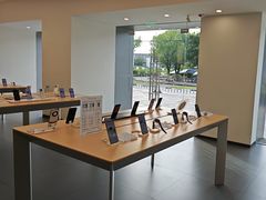 -华为授权体验店(上坤上街购物中心)