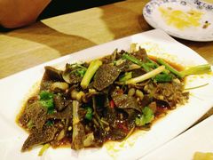 -巴依兄弟西域美食(机场店)