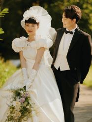 -至臻微拉婚纱摄影