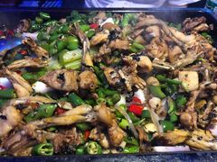 炭烧牛蛙平锅紫苏味-蘭奢雅集·江浙菜(青山江滩店)