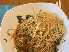 -亚龙湾希尔顿自助餐厅·海鲜·烧烤·沙滩BBQ·现场乐队