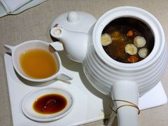 海椰皇炖乌鸡-尚一汤·粤菜海鲜(环球港店)