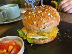 -HIGH FIVE哈福手工汉堡(桂林路店)