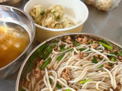 -正宗杨记普洱酸醋米线(总店)