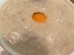 窝蛋牛肉粥-南宁荔园维景国际酒店·荔园中餐厅