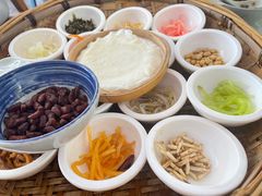 -包整·丝娃娃(一览甲秀楼风景店)