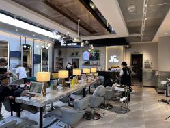 点击看大图 -MONE美发沙龙