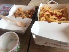 -肯德基(西影路店)