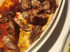 -八府香鸭·啫啫煲(华山路店)