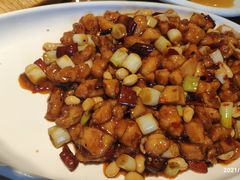 -95号酱骨·一块豆腐(展春园西路店)