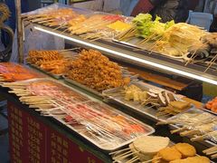 -许西美食一条街