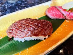 炙烤霜降牛肉握寿司-老乾杯和牛烧肉(王府中环店)
