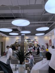 -虫二·专注健康烫染沙龙