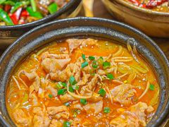 -有红鸡毛店·砂锅菜(抚琴夜市店)